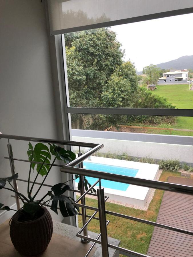 Casa Luxo Com Piscina A 500 Metros Da Praia Флоріанополіс Екстер'єр фото