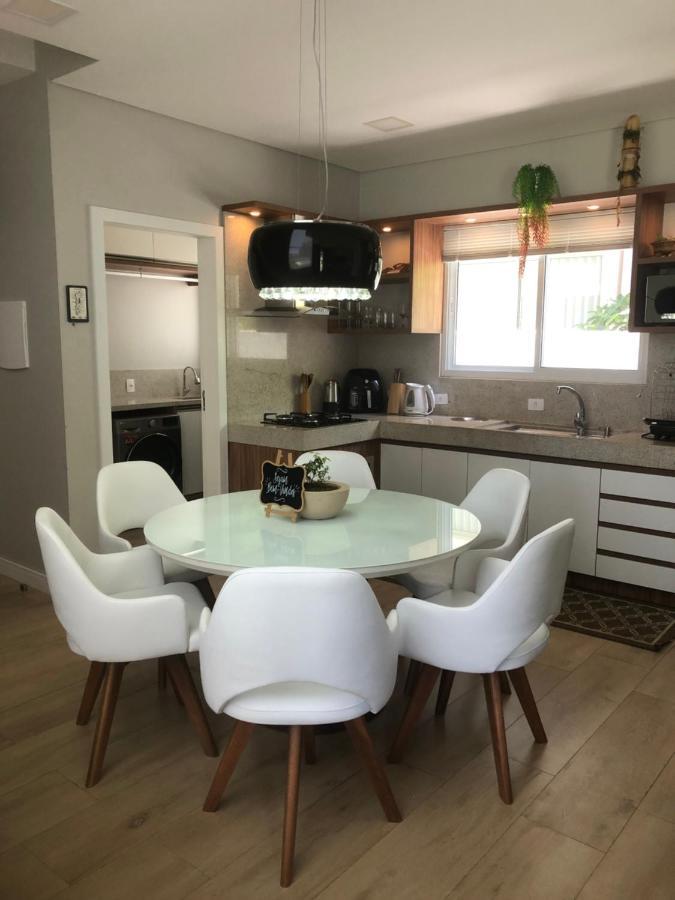 Casa Luxo Com Piscina A 500 Metros Da Praia Флоріанополіс Екстер'єр фото