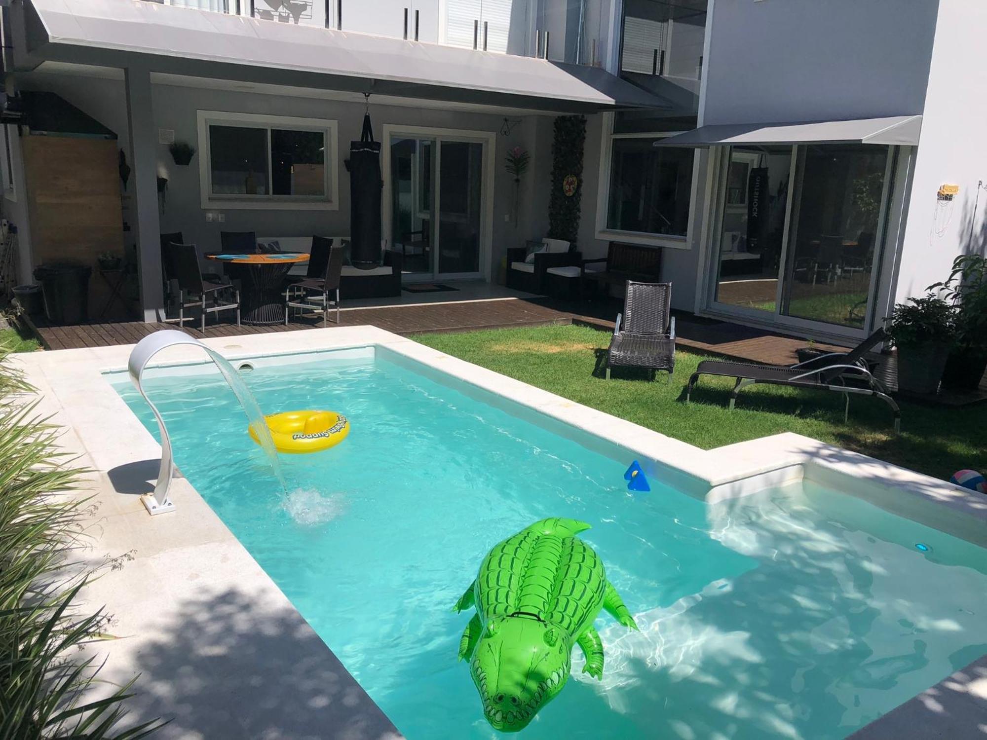 Casa Luxo Com Piscina A 500 Metros Da Praia Флоріанополіс Екстер'єр фото